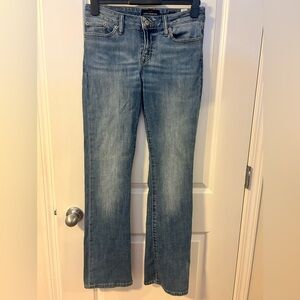 Lucky Brand Women's Lolita style boot cut Blue Jeans, size 29